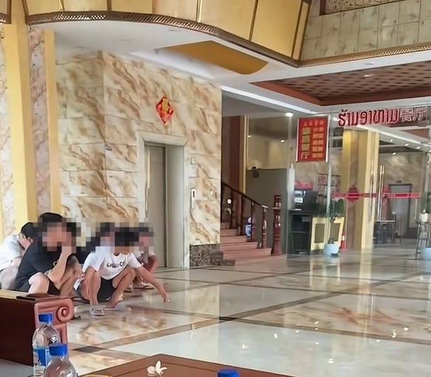 今天上午老挝市场酒店这边，有10几个狗推被抓，如果不大出血，估计出不来。